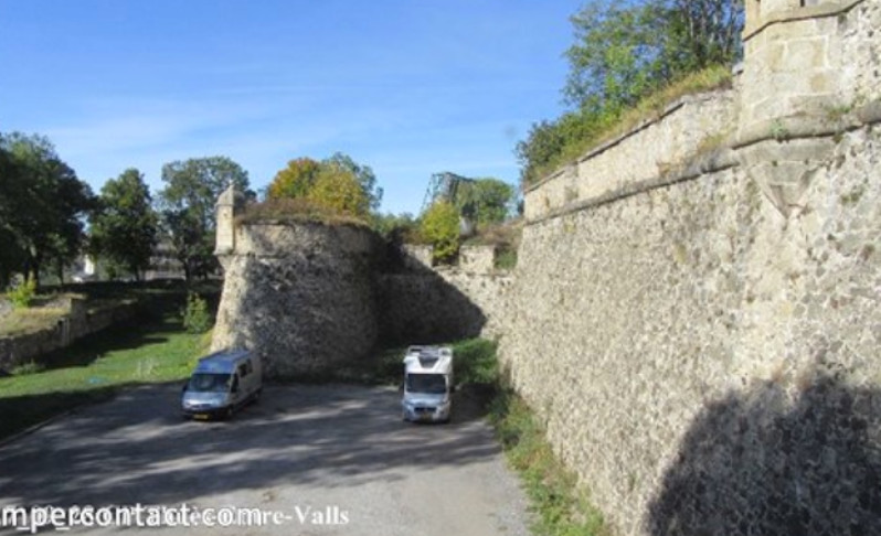Aire de Camping Car des Remparts de Mont-Louis