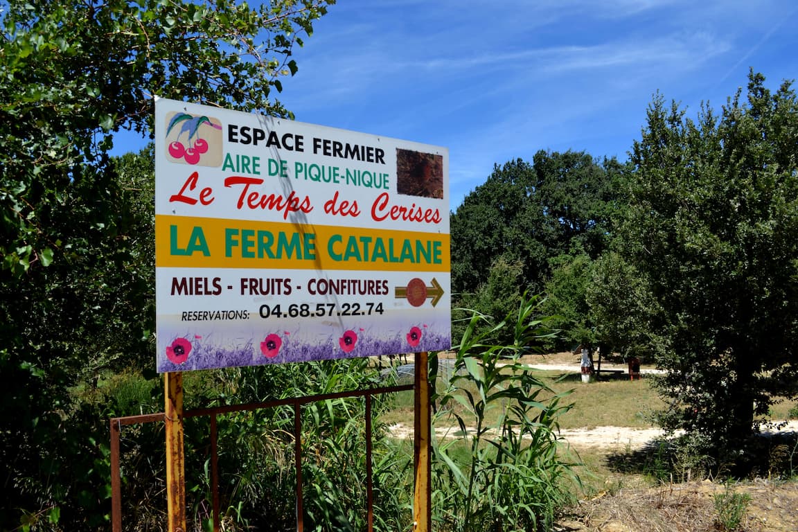 Aire Privee Camping Car le Temps des Cerises