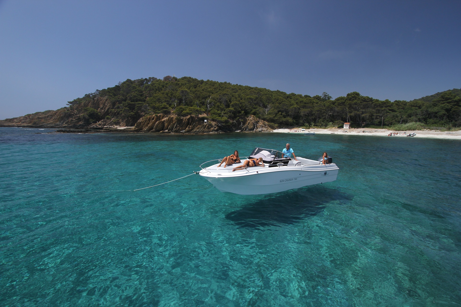 Artimon Location de Bateaux Moteur en Mer