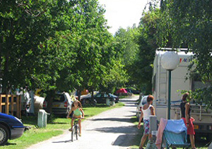 Camping l&rsquo;Enclave – Estavar