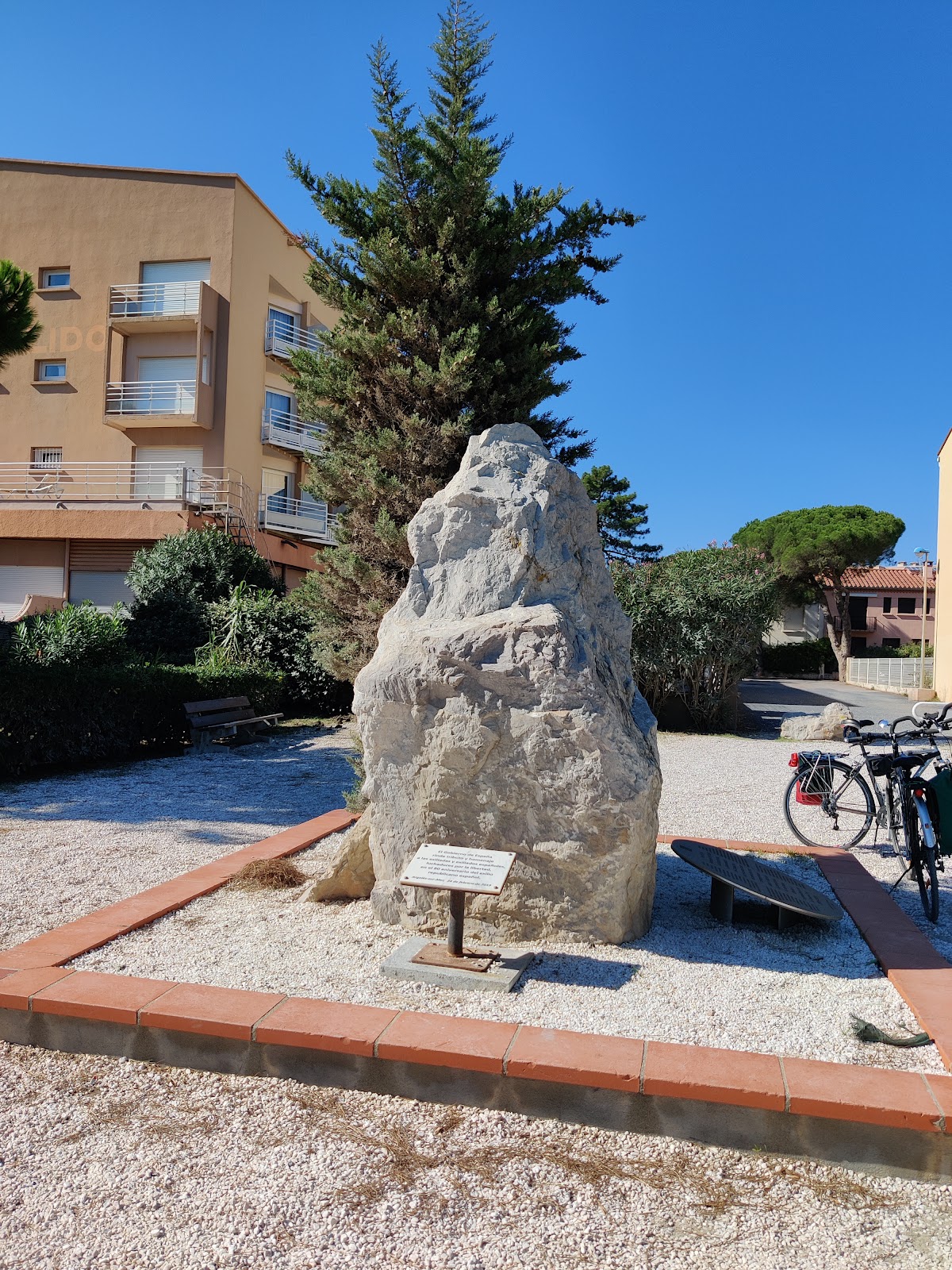Monumento a los 100.000 exiliados españoles de la Guerra Civil en Argelès