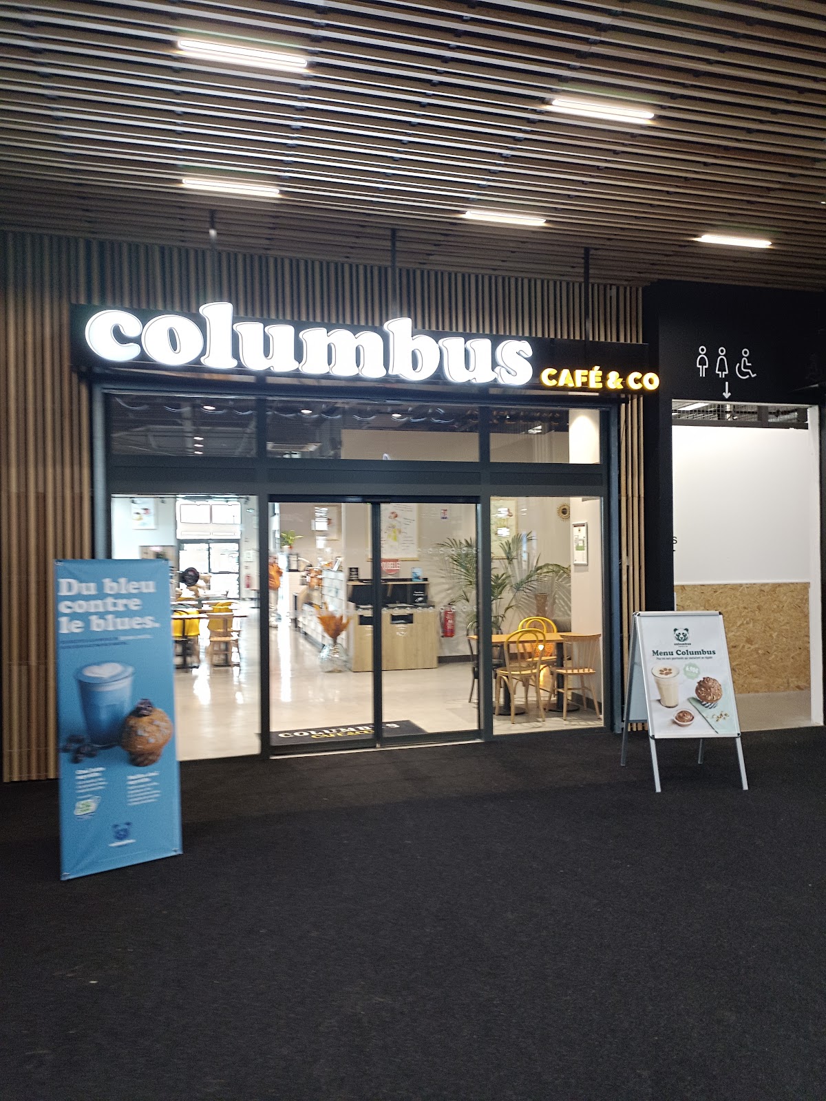 Columbus Café