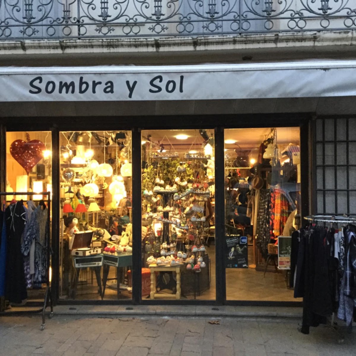 Sombra Y Sol