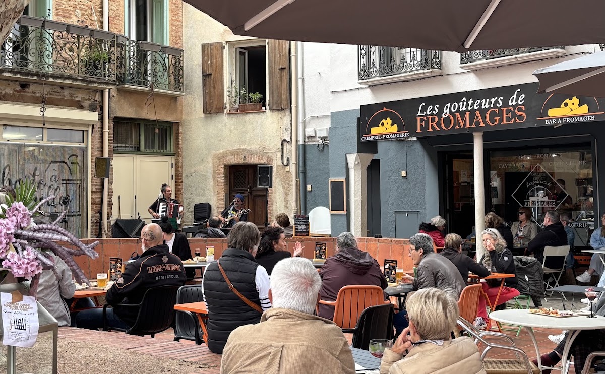 Les goûteurs de FROMAGES Thuir – Crèmerie – fromagerie – Cheese bar à fromages