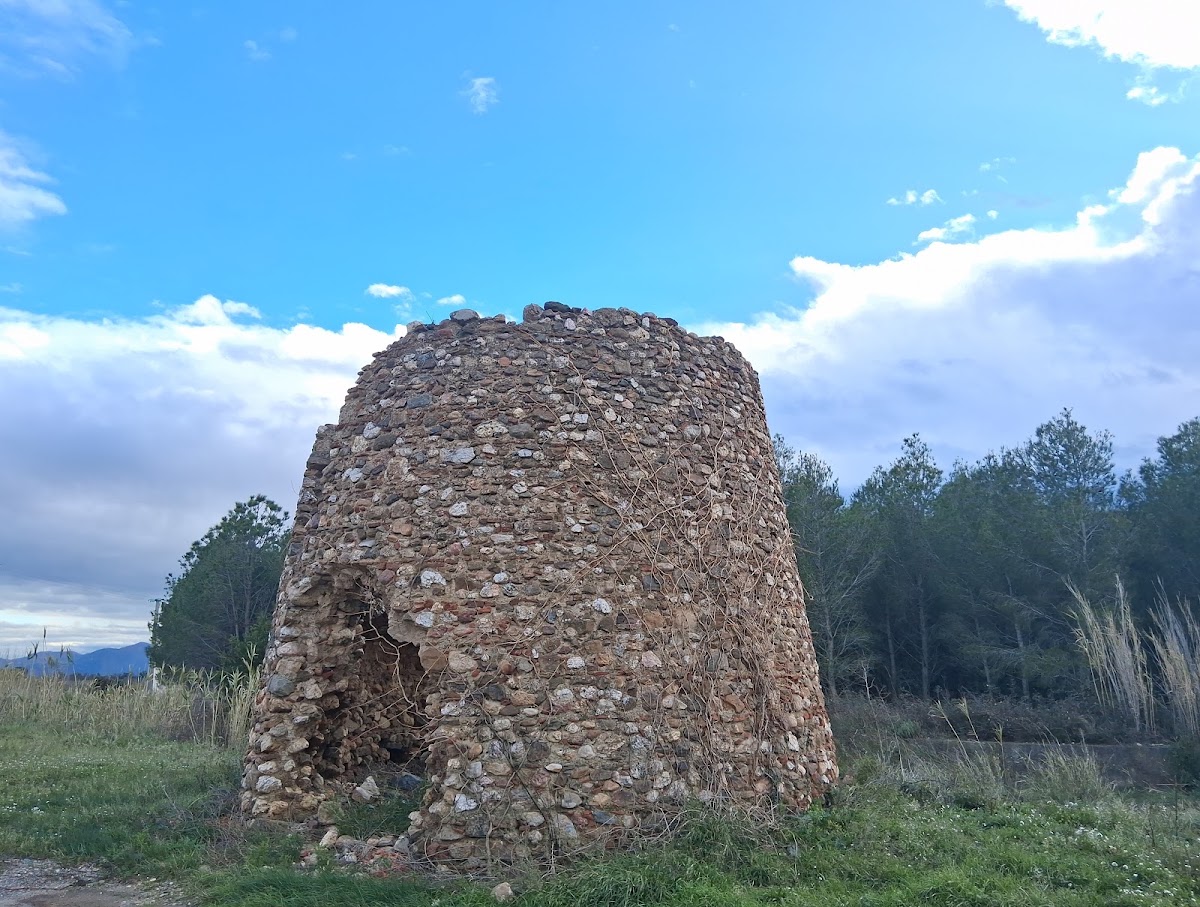 Moulin à vent (ruine)