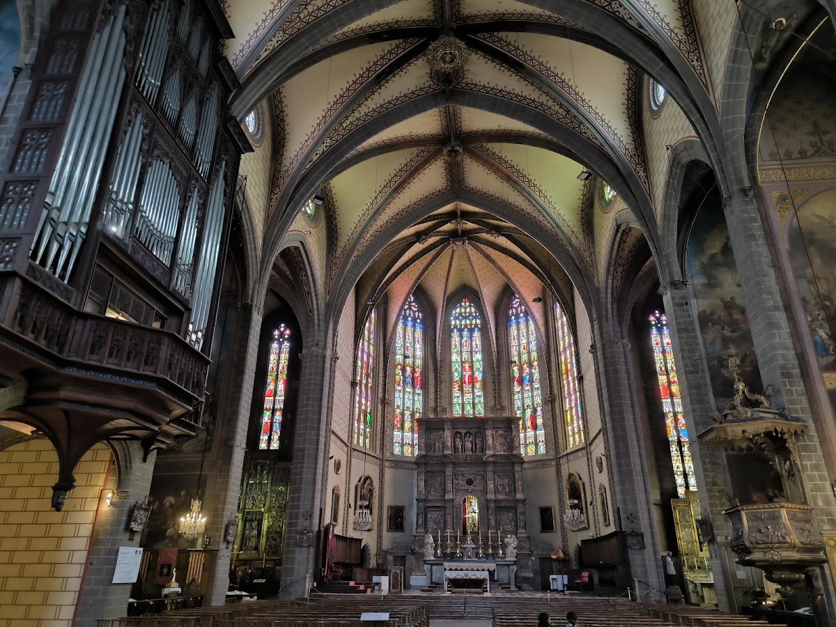 Basilique-Cathédrale Saint-Jean-Baptiste