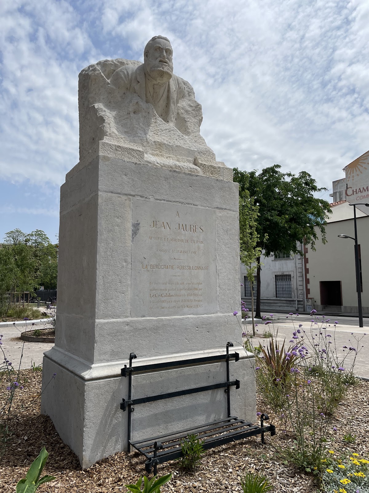 Monument Jean Jaures