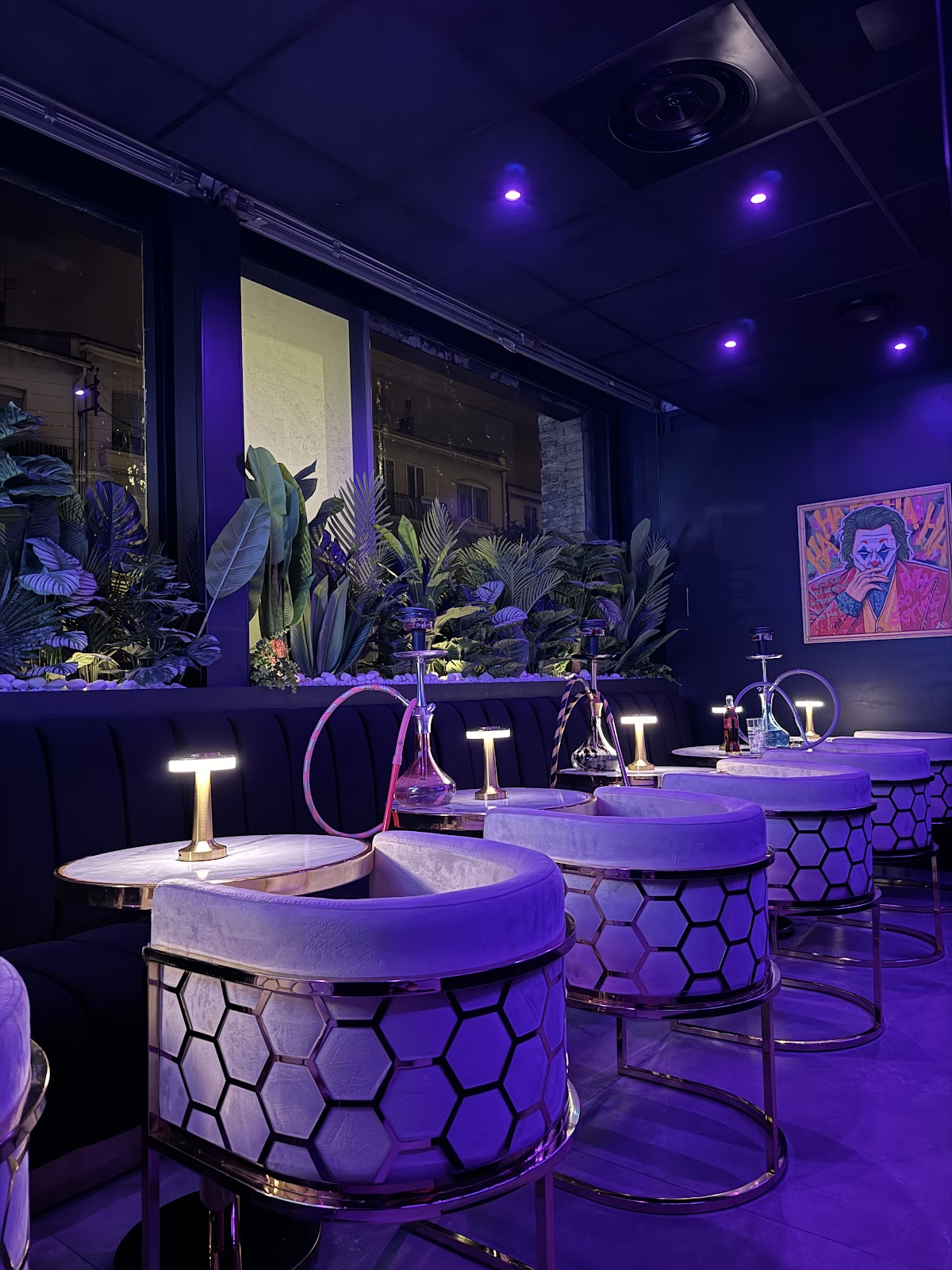 MUDMIN LOUNGE