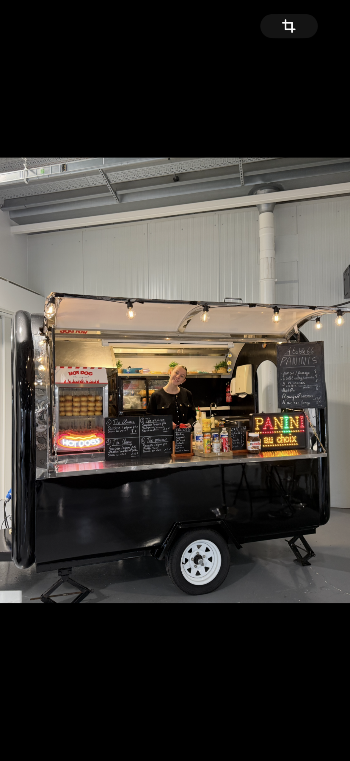 A table 66 ( food truck ) et brasero 66