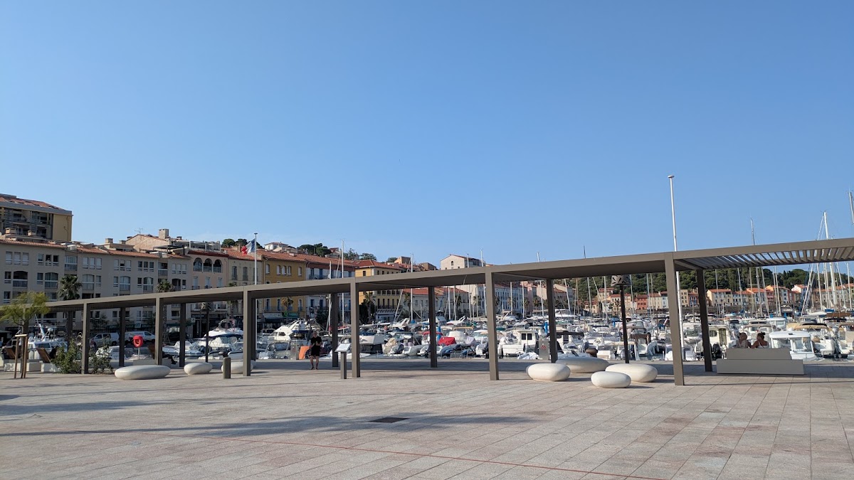 Nouvelle Place