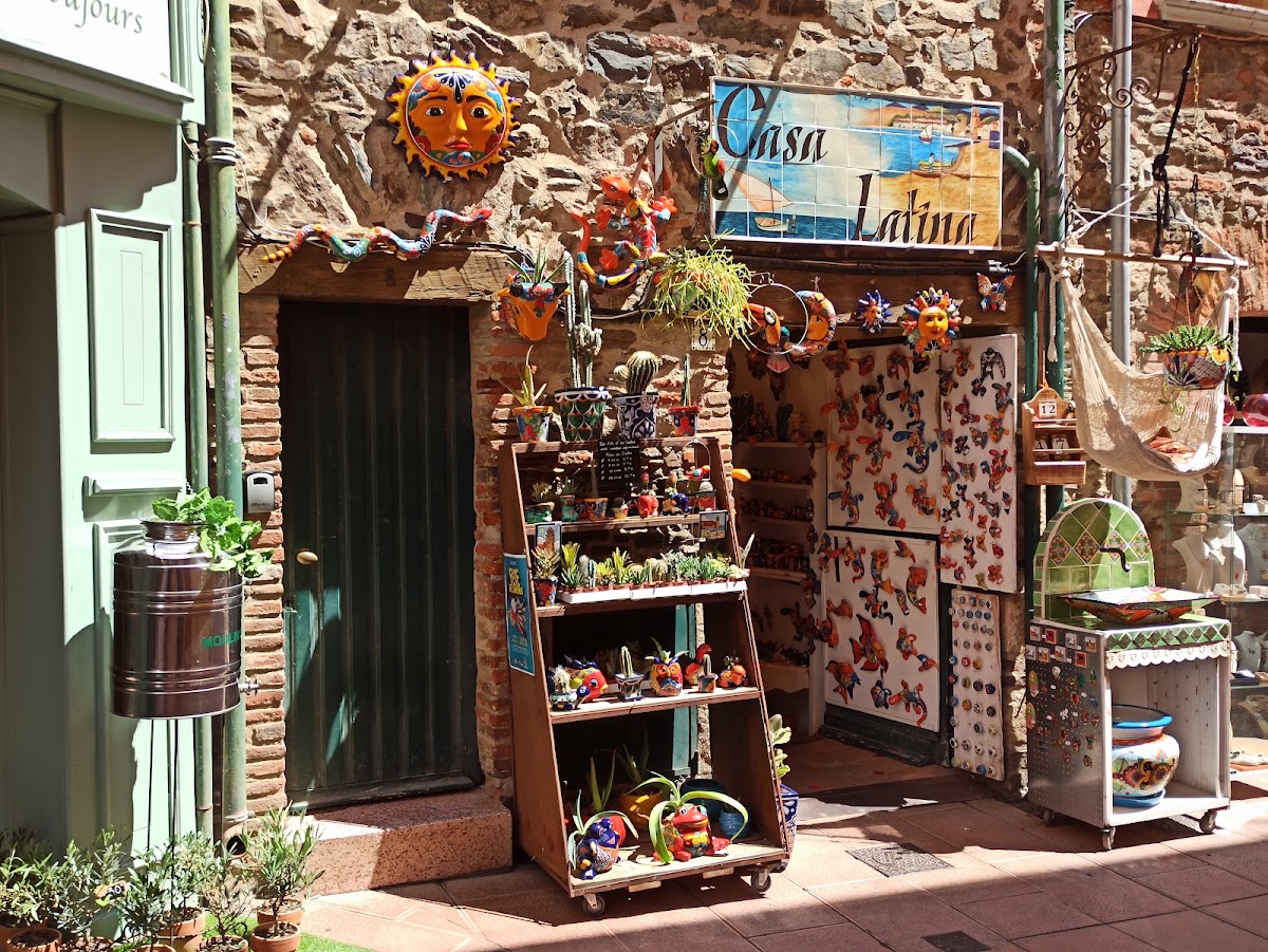 Casa Latina