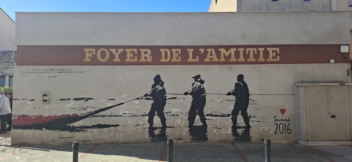 Mural &lsquo;Amitié aux autres&rsquo; by Sunra