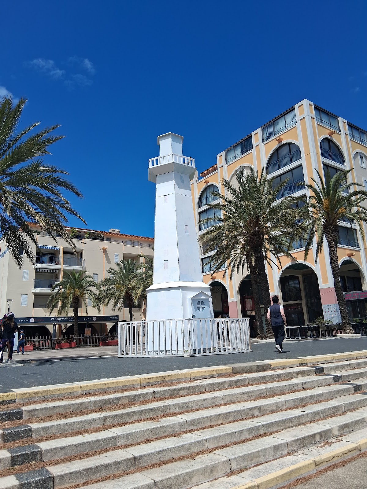 Phare blanc