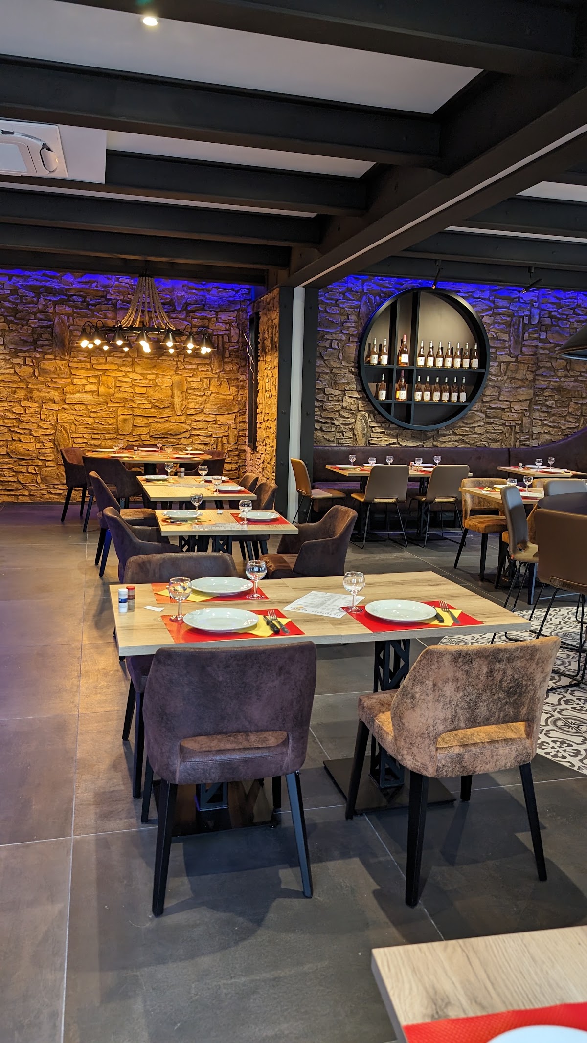 Le Castell – Brochettes & Fondues