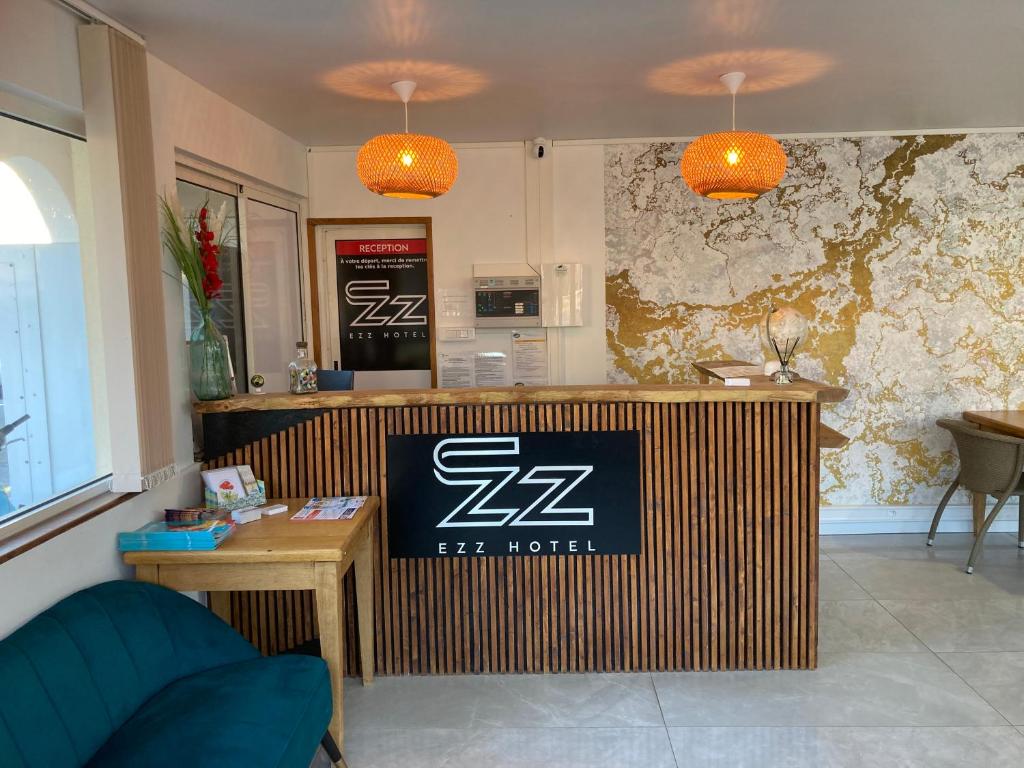Ezz&rsquo;Hôtel