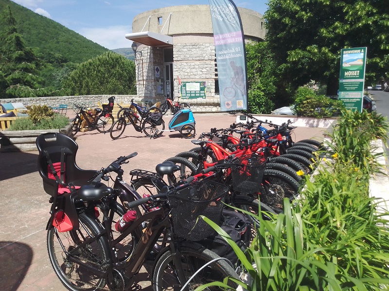 Tour des Parfums – Location de Vtt Ae et Vtc Ae